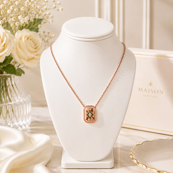Atlas Pendant